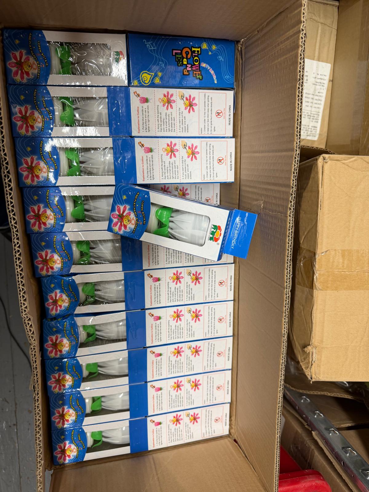 Chandelles d’anniversaire “fleur magique” – lot neuf (100 pcs)